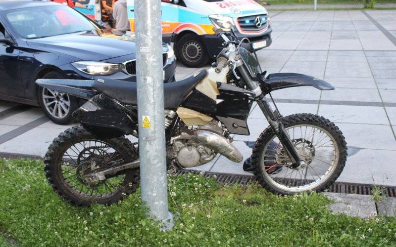 Poważne konsekwencje karygodnego zachowania nastolatków oraz ich rodziców