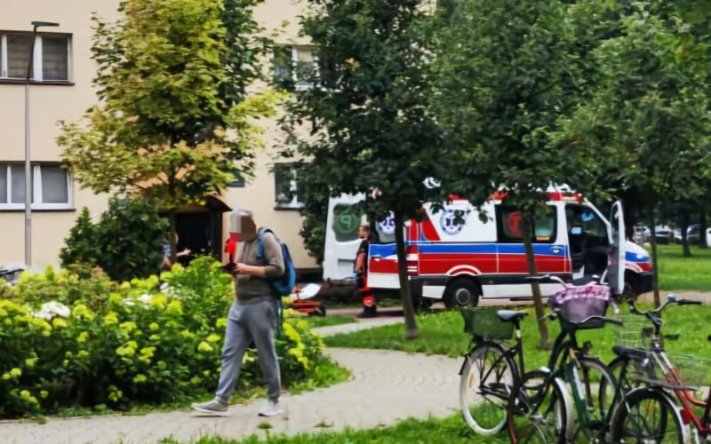 Śledczy ustalają przyczyny zgonu mężczyzny. Podejrzenie zatrucia tlenkiem węgla[ZDJĘCIA]