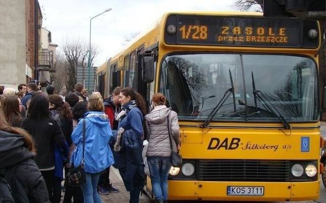 W autobusach w Oświęcimiu będą wyznaczone miejsca dla starszych, kobiet w ciąży i niepełnosprawnych