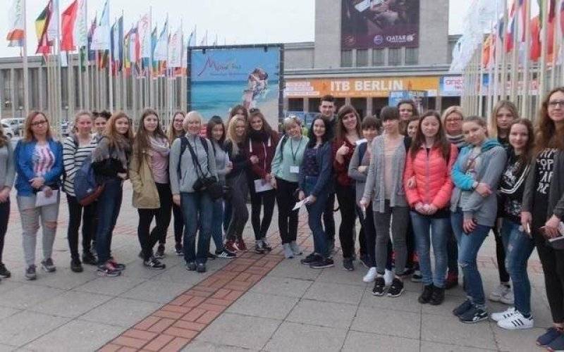 Uczniowie "ekonomika" z Oświęcimia na wielkich światowych targach w Berlinie
