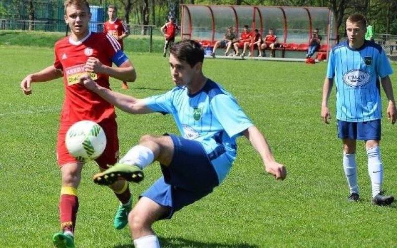 Małopolska liga juniorów starszych: Soła Oświęcim nie potrafi strzelać goli. Przegrała z Dunajcem Nowy Sącz [ZDJĘCIA]