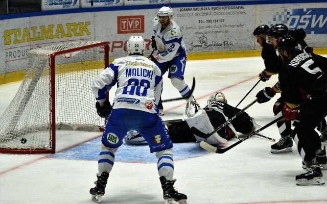Hokej. „Złoty gol" Themara i Unia Oświęcim pokonuje mistrza Polski, GKS Tychy [ZDJĘCIA]