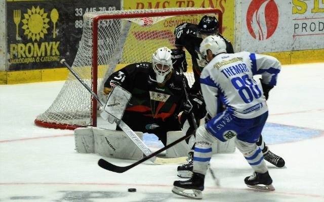 Hokej. Unia Oświęcim walczyła w Tychach, ale przegrała z mistrzem Polski [SONDA]