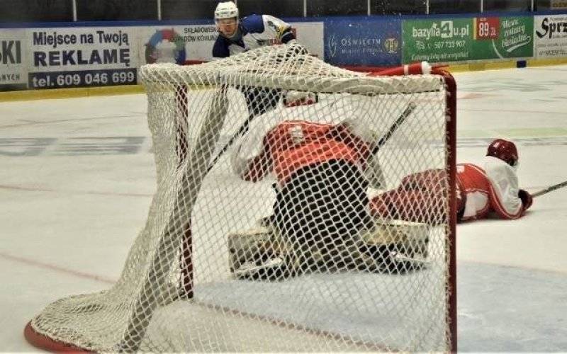 Hokej. Re-Plast Unia Oświęcim rozbiła Kadrę PZHL U-23