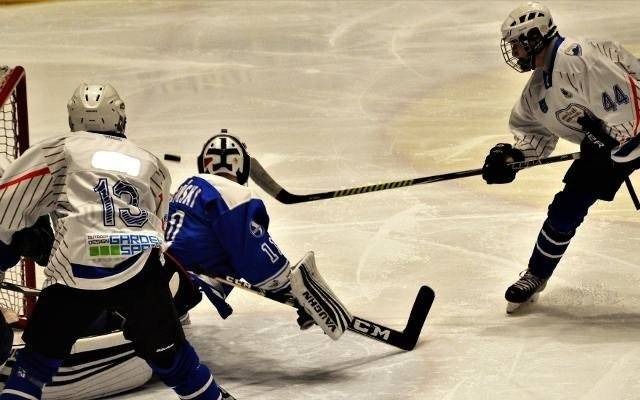 Hokej, OOM. UKH Unia Oświęcim pokonała Stoczniowca i zagra o medale mistrzostw Polski