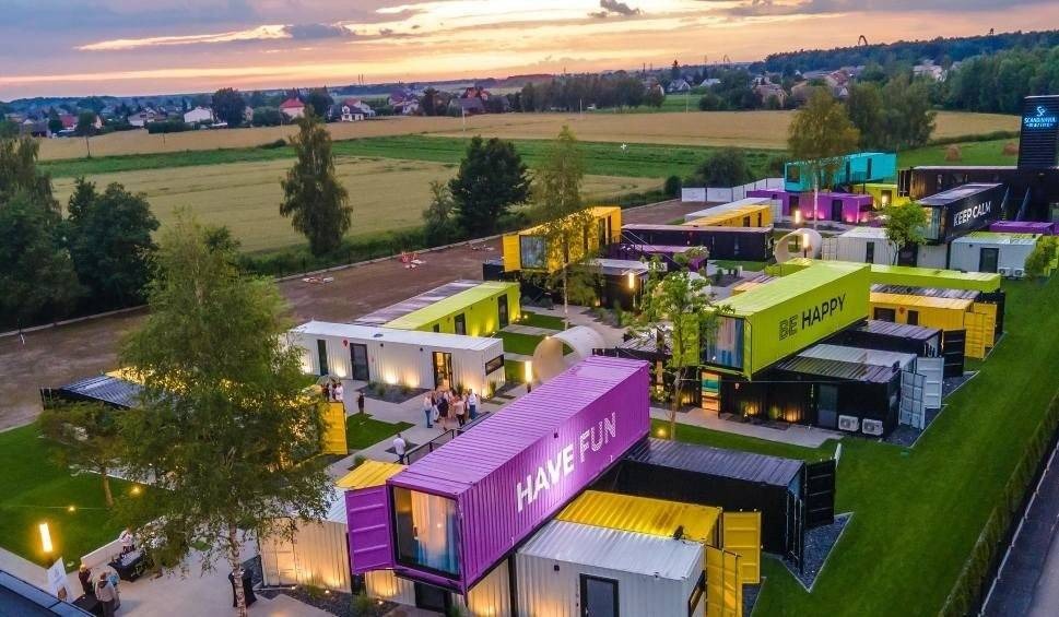 Nowa atrakcja w regionie. Hotel z kontenerów! [ZDJĘCIA]