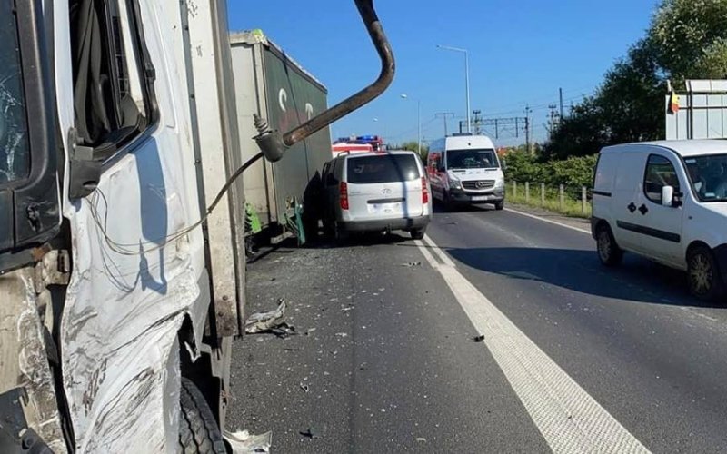 Wypadek na dk 28 w Wadowicach. Są utrudnienia w ruchu