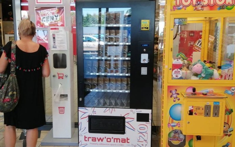 Pierwszy "trawomat" w Małopolsce powstał w Oświęcimiu. Można tu kupić ziele konopi!