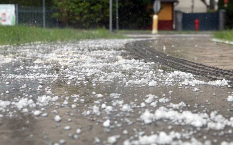 RCB ostrzega: Silny wiatr i burze w Małopolsce