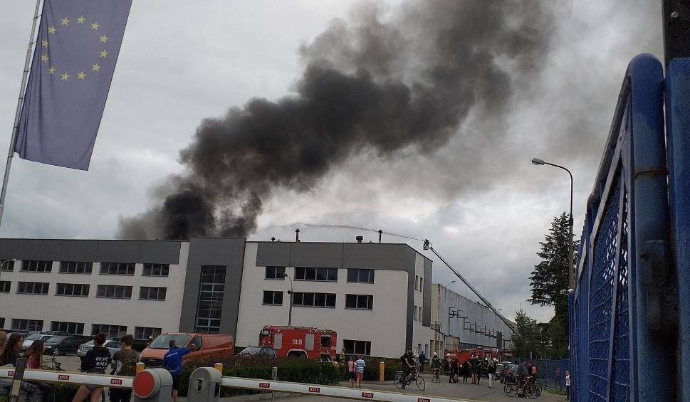 Wielki pożar wybuchł pożar w zakładach w Andrychowie