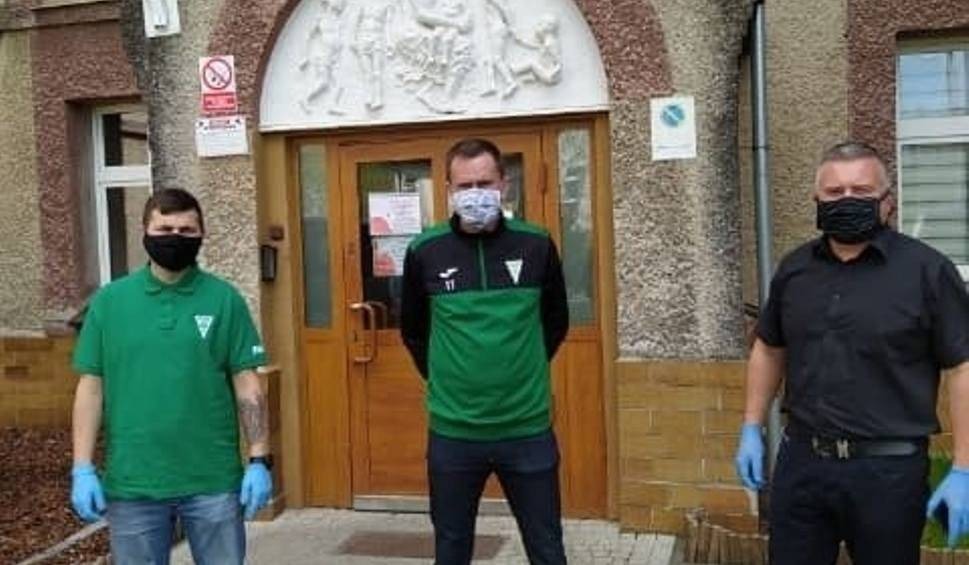 Koronawirus atakuje. Zamknięty ośrodek w Zatorze i szpitalne oddziały