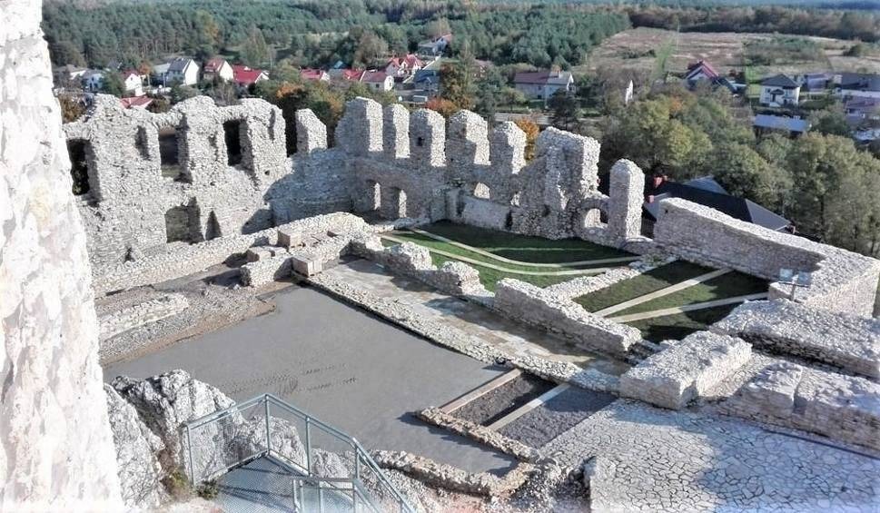 Rabsztyn. Zamek staje się coraz piękniejszy