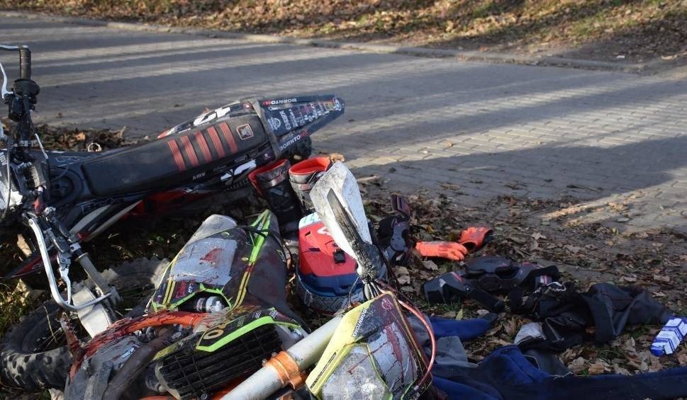 Członek klubu motocyklowego zaatakowany przez nożownika. Jeździł po lesie?