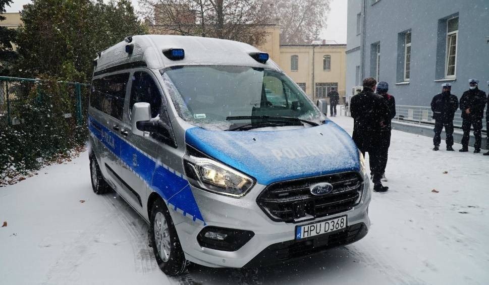 Pijana matka "opiekowała" się piątką dzieci. Interweniowała policja