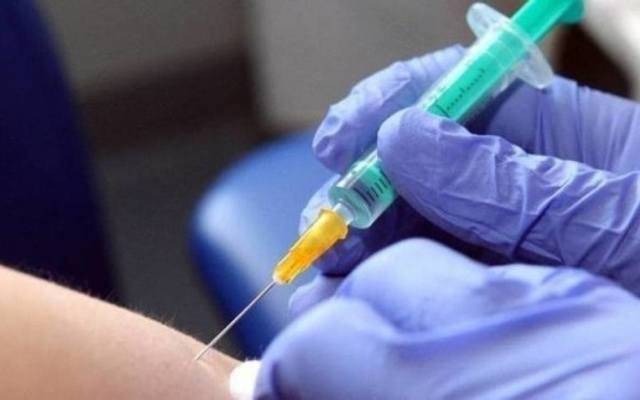 Grupa "0" priorytetowa tylko z nazwy? Aptekarze: to jest chaos!