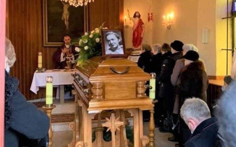 Pogrzeb Wandy Sarny z Oświęcimia, w czasie wojny łączniczki Armii Krajowej