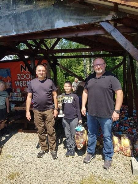 Zawody wędkarskie z okazji Dnia Dziecka