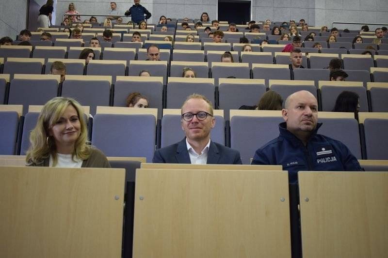 Trzeźwe spojrzenie na prowadzenie