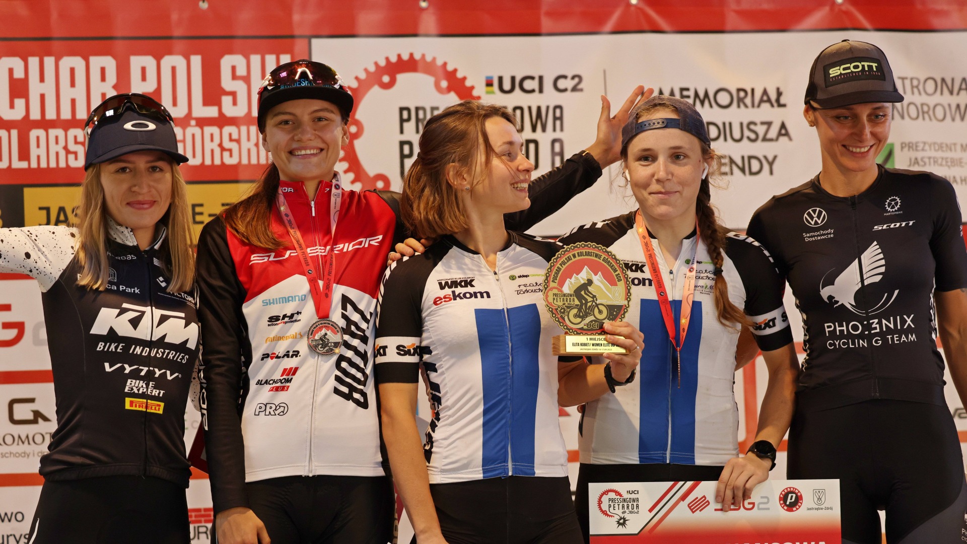 Gabriela Wojtyła wygrywa międzynarodowy wyścig Nockstein Trophy w Austrii.