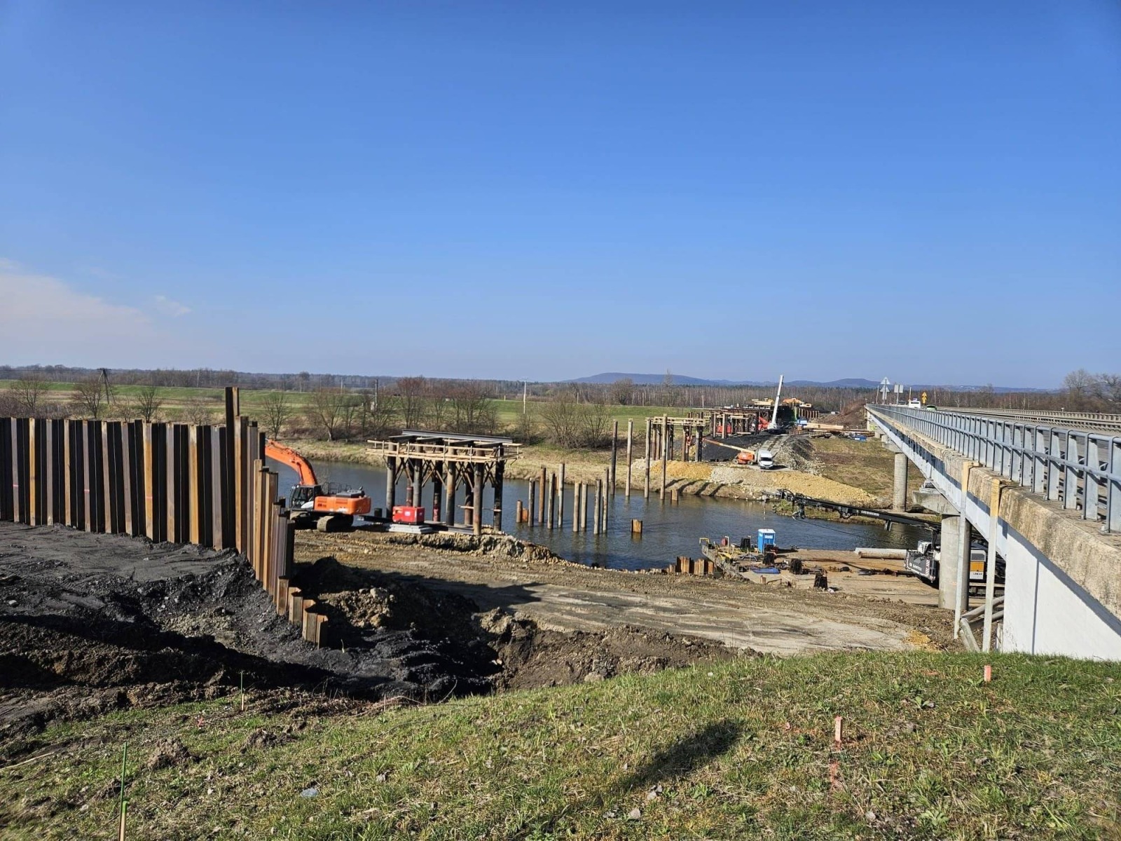Rozbudowa mostu na rzece Wiśle na granicy Gminy Zator w m. Jankowice