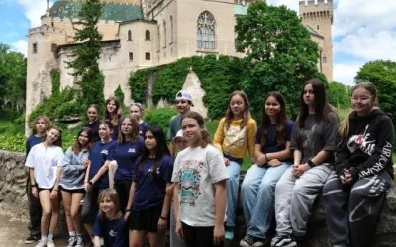 Uczniowie ZSP w Podolszu odwiedzili słowackie miasto Bojnice