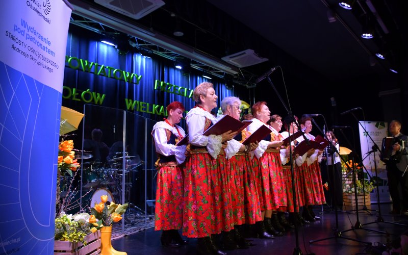 Wielkanocny stół – serce polskiej tradycji