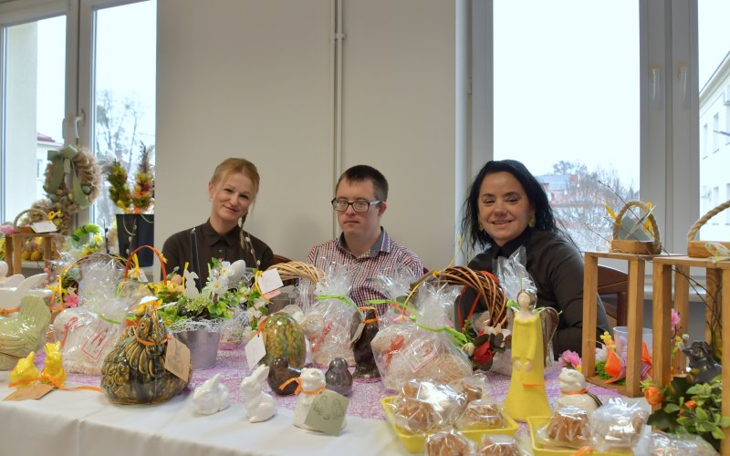 Wielkanocny kiermasz pełen serca i talentu