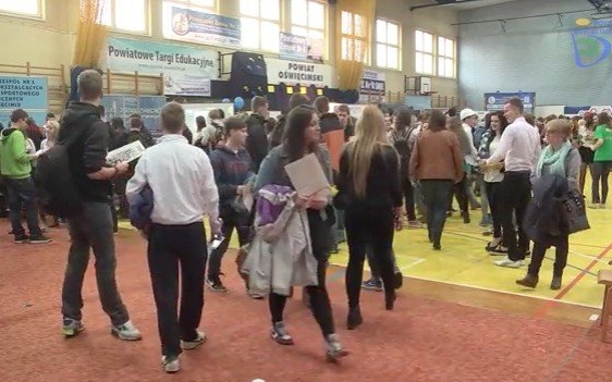 Powiatowe Targi Edukacyjne 2015 [ZOBACZ VIDEO]
