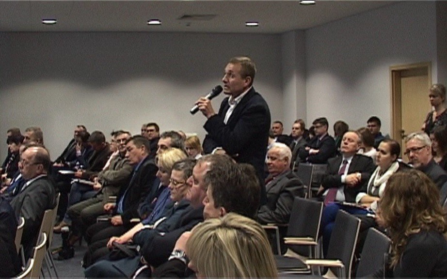 VIDEO. Miliardy euro na razie na papierze. Inwestycje muszą czekać