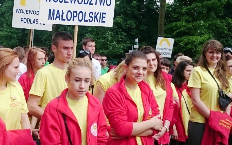 UCZESTNICY OŚWIĘCIMSKIEGO HUFCA PRACY NA JASNEJ GÓRZE