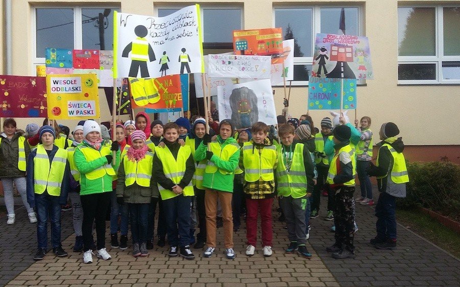 W Przeciszowie każdy odblask ma na sobie