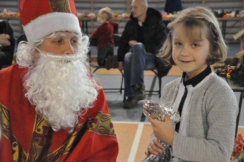 Mikołaj przyjechał do dzieci