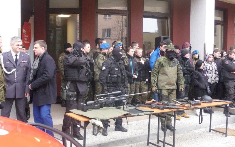 Logistycy PZ nr 6 na Jubileuszu 5.lecia Centrum Bezpieczeństwa i Edukacji Służb Mundurowych w Dąbrowie Górniczej