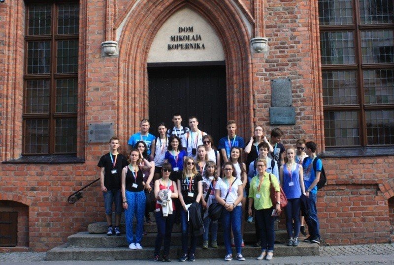 Najlepsi uczniowie szkół powiatowych na wycieczce naukowo-turystycznej