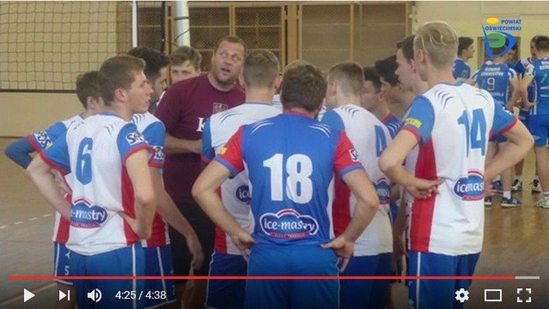 Uczniowie PZ nr 10 nagrodzeni podczas XXI Sesji Rady Powiatu w Oświęcimiu