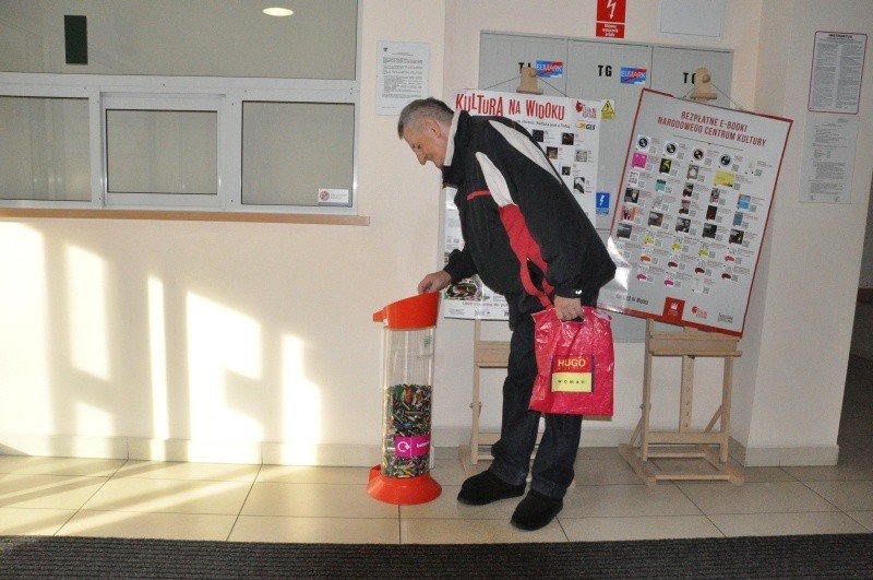 Pojemniki na zużyte baterie