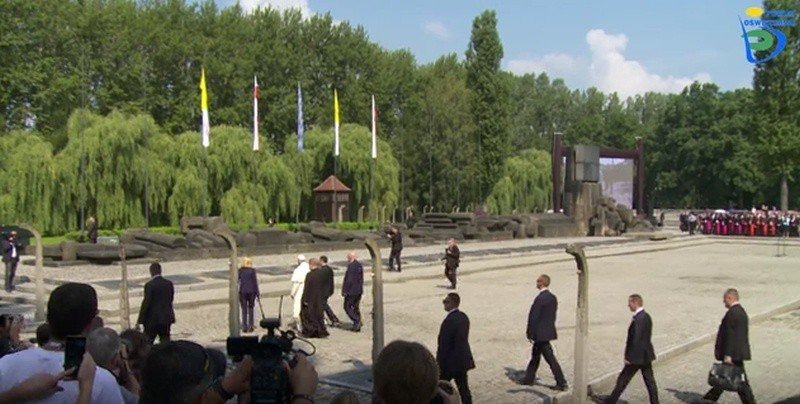 Dialog zaczyna się od słuchania. Podsumowanie ŚDM (WIDEO)