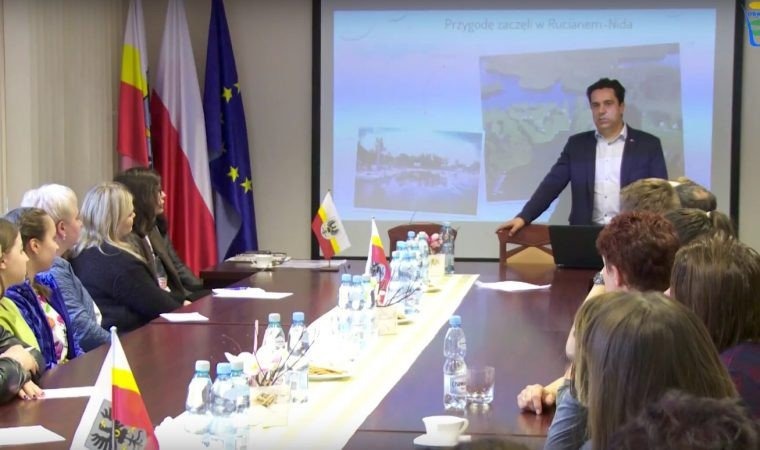 Wolontariusze płyną w rejs