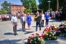 Biało-czerwona parada w Święto Narodowe Trzeciego Maja