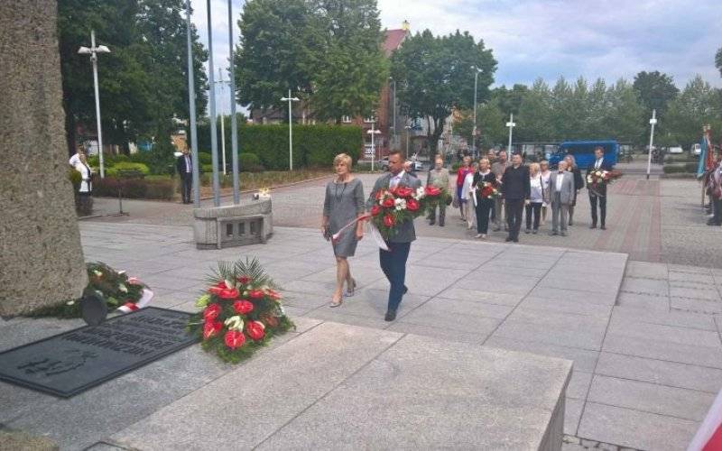 73. rocznica zakończenia II wojny światowej. Uroczyste obchody na Placu Kościuszki