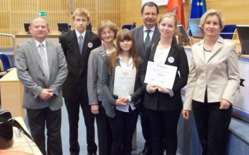 Dwie powiatowe szkoły w finale kampanii „Drugie życie”