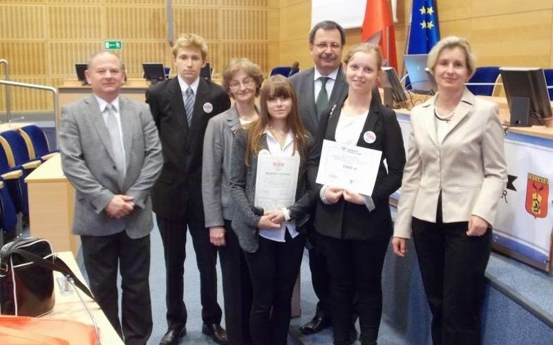 Dwie powiatowe szkoły w finale kampanii „Drugie życie”