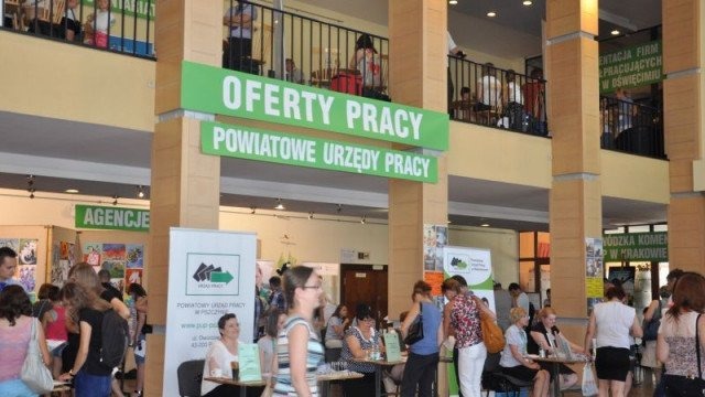 POWIATOWE TARGI PRACY W OŚWIĘCIMIU