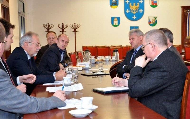 Starostowie na ratunek komunikacji autobusowej