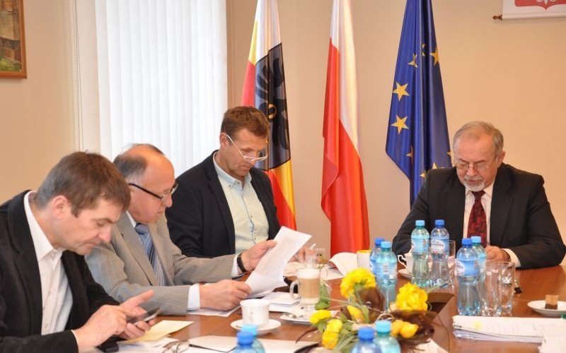 Nowy chodnik dla poprawy bezpieczeństwa