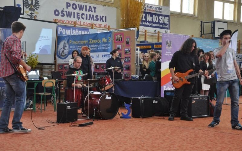 Szkoły powiatowe zapraszają gimnazjalistów