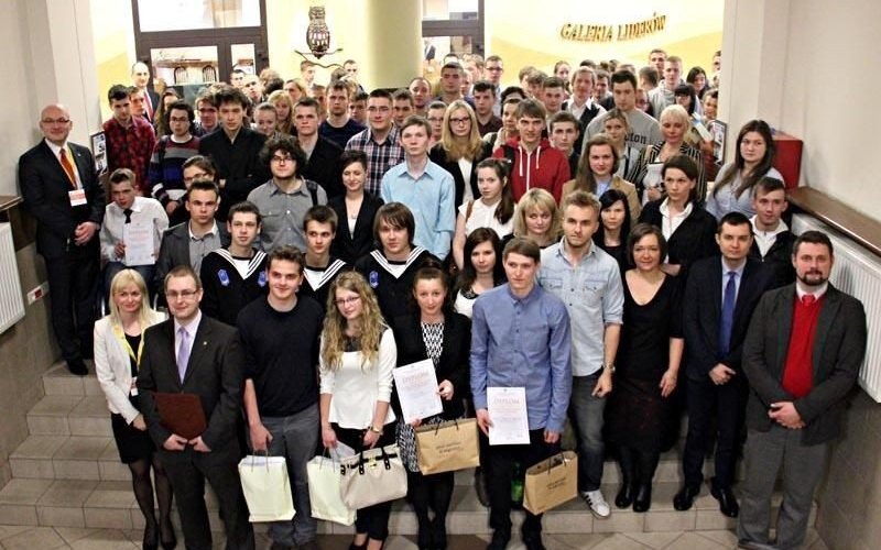 Sukcesy logistyków z powiatowej Trójki