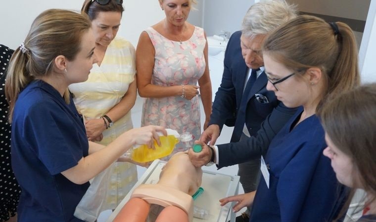 W PWSZ otwarto Centrum Symulacji Medycznej dla studentów pielęgniarstwa