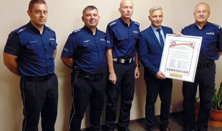 Jest akt założycielski, wkrótce będzie sztandar dla Policji