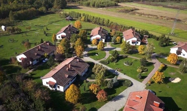 Ćwierć wieku „Rajskiej Wioski”